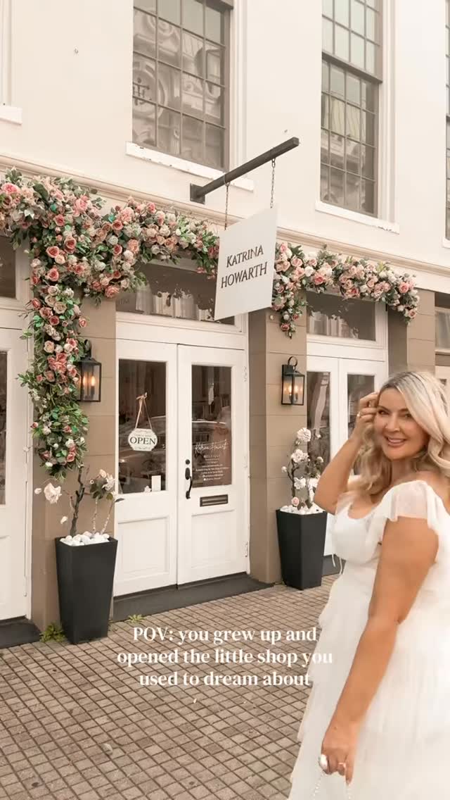 Sometimes I still feel like a little girl playing shop... except now it’s real. Watching people discover my little boutique through social media still feels like magic ✨✨thank you all so much #boutique #galvestontx am about
#thingstodoingalveston #texas #romanticizeyourlife