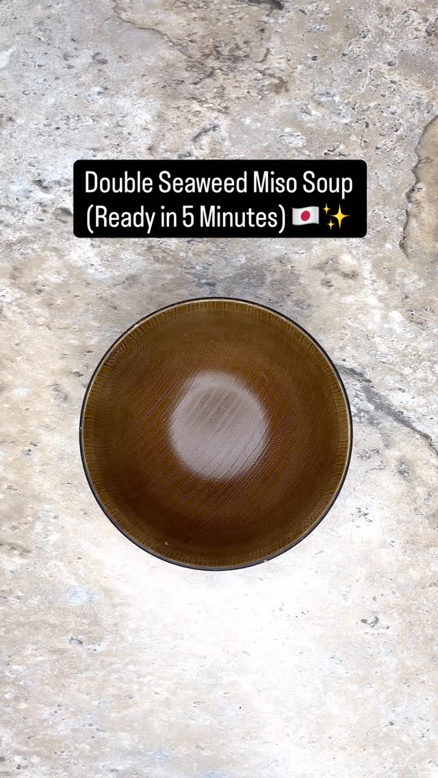 Double Seaweed Miso Soup — Ready in 5 Minutes 🇯🇵
This is one of the simplest miso soups you can make — but it’s incredibly powerful for your body.
Made with two kinds of powerful seaweed, “aosa” and “tororo kombu”, this soup is rich in:
✔ Minerals from sea vegetables
✔ Soluble fiber (alginate & fucoidan)
✔ Gut-supportive compounds
These nutrients can help support:
✔ Digestion and regularity
✔ Healthy blood sugar balance
✔ Cholesterol management
✔ Reducing bloating and water retention
And the best part?
You can make it in just 5 minutes, even for one serving.
Perfect for busy mornings when you still want something warm, nourishing, and light.
🥣 Ingredients (Serves 1)
• 280 ml dashi (soup stock)
• 1/2 Tbsp miso
• ~3 g aosa (or toasted nori)
• ~5 g tororo kombu
• Chopped green onions
Instructions
1. Add aosa and tororo kombu to a bowl.
2. Prepare miso soup by dissolving miso into warm dashi.
3. Pour into the bowl and finish with green onions.
Simple. Mineral-rich. Gut-friendly.
This is the kind of miso soup you’ll want to enjoy every day 💛
#miso #guthealth #japanesefood #misosoup #koji