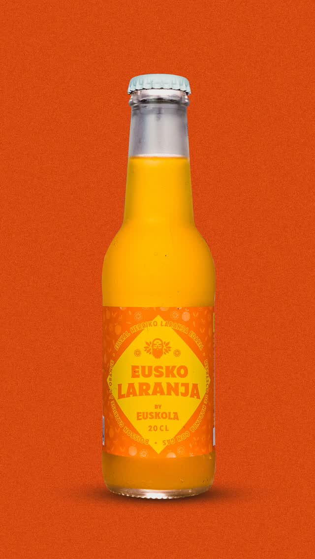 Eusko Laranja 🍊
Euskal Herriko laranja edaria, Euskola-k zaindu eta prestatua, momentu fresko eta natural bat gozatzeko. 🧡
Orain Hegoaldeko salmenta punduetan eskuragarri✨
~
La bebida de naranja del País Vasco, elaborada con cuidado por Euskola para un momento fresco y natural.🧡
Ahora disponible en los puntos de venta de Hegoalde ✨
~
La boisson à l'orange du Pays Basque, élaborée avec soin par Euskola pour un moment frais et naturel.🧡
Maintenant disponible dans les points de vente d'Hegoalde ✨
#euskola #nouveauté #laranja #naranja