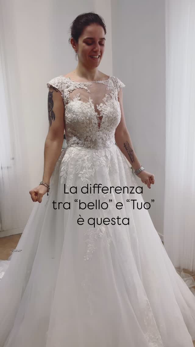 Se ti riconosci,
è fatta.
Quando una sposa si riconosce,
cambia lo sguardo.
Non chiede più: “va bene?”
Semplicemente…
lo sa.
E io lì
sorrido sempre.
Sposa 2026? Scrivimi 🤍
.#sposa #abitodasposa #eleganza #matrimonio