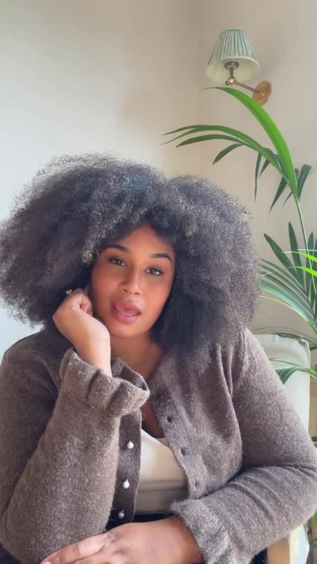 It’s been a minute since I’ve uploaded an Olivia Dean cover! This song has been living rent free in my head for weeks 🥹🌸
—————————
#oliviadean #singing #weddingsinger #weddinginspo #weddingidea
@sambackingtracks