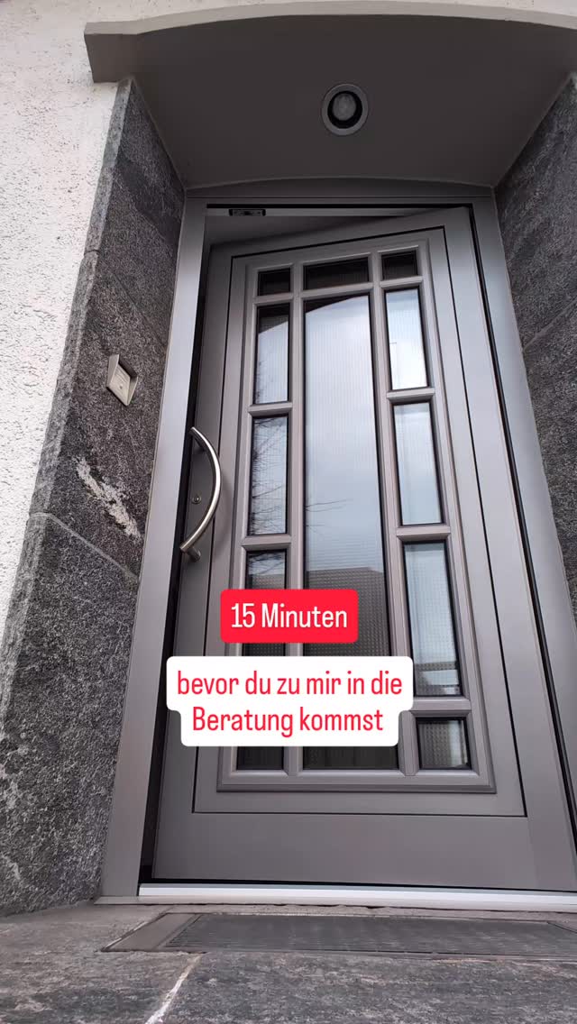 Hundertprozentig bei dir... 😊
Bevor du zu mir in die Beratung kommst, lüfte ich durch, checke Taschentücher und Schreibutensilien, bereite Unterlagen und Flipchart vor, lege ich mein Handy weg, schliesse ich symbolisch meine eigenen Themen weg, schüttele ich meine Anspannung ab, kontrolliere ich WC und Handtücher und checke meine Notizen vom letzten Mal.. So stimme ich mich ein und konzentriere mich ganz auf dich und dein Thema.. Ein Ritual um im Hier und Jetzt anzukommen.. Damit du Raum hast für all das was du mitbringst..
Ich bin Anne und biete Individualpsychologische Beratungen in Ausbildung und STEP Elterncoaching an... Wir schauen gemeinsam genauer hin.. Auf dein Thema, deine Herausforderungen, deine Überzeugungen, deine Familie und dich.. Liegt dir etwas auf dem Herzen? Melde dich bei mir....
#beratung #coaching #individualpsychologie #elternbildung