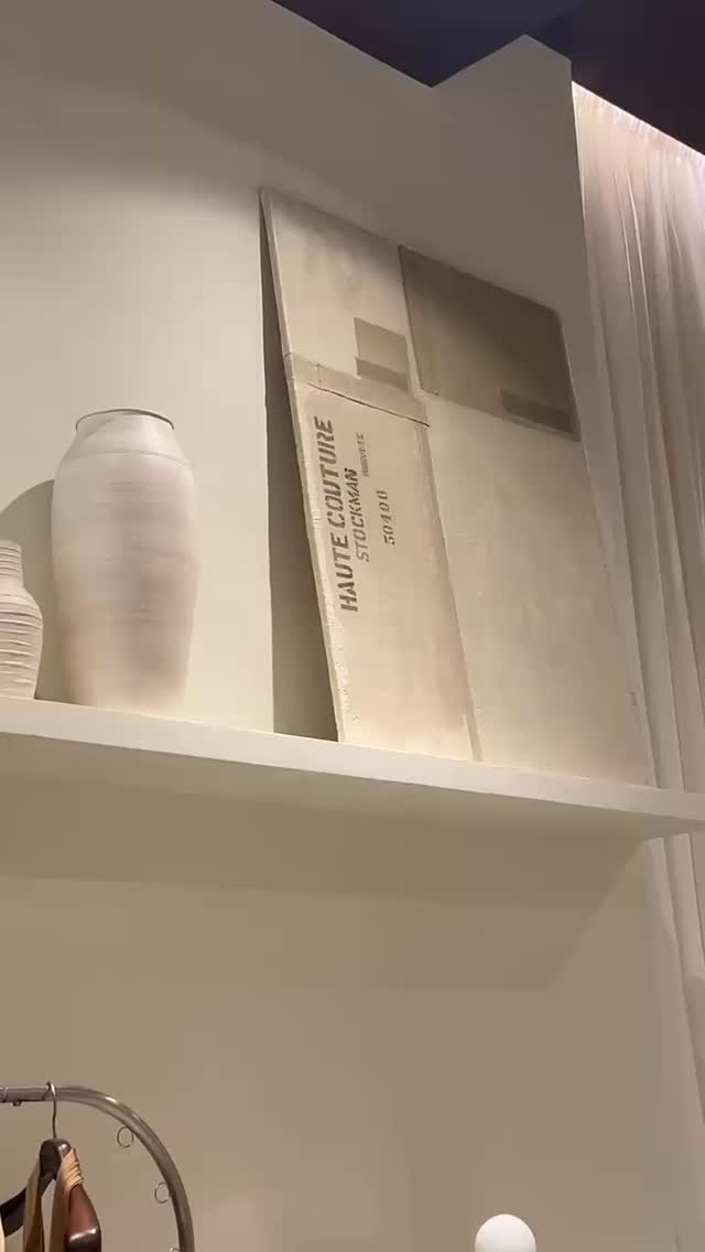 🤎
#art #bespokeart #commissionart #artpieces #contemporaryart