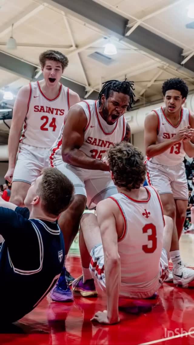 BIG GOALS REQUIRE BIG WEIGHTS… 275 kg (606 lbs) trap DL, 465 lbs BS, 370 lbs BP, and a 305 lbs incline BP from Darius Gray (senior football & basketball athlete for St. Christopher’s School). Less then a month back into full-time lifting and already improving…this is going to be a very fun off-season for this young man as he prepares for the next level!!! #Squat #Football #Deadlift #Bench #Family
_________________________________
_________________________________
_________________________________
“Find your passion whatever it may be. Become it and it becomes you, and you will find great things.” — Bob Blanton ✅ CHECK US OUT ✅
www.totaltraininginc.com
_________________________________
_________________________________
👍 LIKE US ON FACEBOOK 👍
@totaltrainingincrva @dariusgrayy