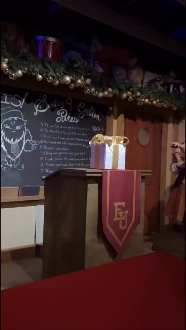 ✨See the magic come alive at the @northpoleexperience! 2026 is going to be another season of pure enchantment, with new experiences around every corner. ✨
Do you have your tickets secured yet?
Season 18 loading now…. NorthPoleExperience.com 🧸