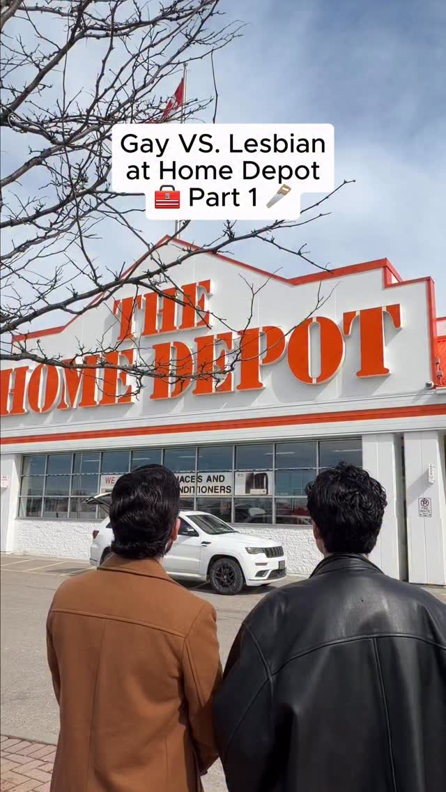 a gay and a lesbian will experience the magical wonders of Home Depot in very different ways 🤭🪚🧰🌈
shoutout to @kevyoh for filming 📸
#lgbt #lesbian #gay #lgbtq #homedepot