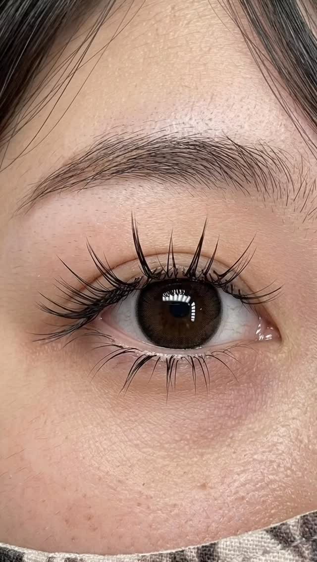 If you want anime lashes but you’re scared it’ll look too much on your eyes… read this first. 👀✨
There’s no copy-and-paste lash style here.
Because the set that looks cute on someone else might not be the set that flatters your eye shape, your natural lashes, or your vibe.
That’s why before we start, we do a consultation first 🤍
We look at:
your eye shape
your natural lash condition
how bold or soft you want to go
what style actually suits you, not just Pinterest
So if you’re asking for Little Anime, just know it’s never one fixed template.
It’s customized to give you that bright, cute, doll-like effect in a way that still feels wearable on your face. ✨
No copy. No paste. No forcing a trend that doesn’t fit.
Just lashes designed for you.
DM “ANIME” to book your custom set in Richmond Hill. 📩🤍
#RichmondHillLashes #RichmondHillBeauty #AnimeLashes #LittleAnimeLashes #UVLashes