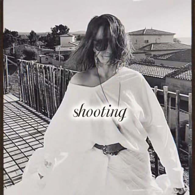 nous vous avons shooté la co boho au bord de l'eau♥️ les photos arrivent très vite . Merci à mon photogeaphe préféré. #mademoiselleksigean #shootingphoto #beach #ootd #mode