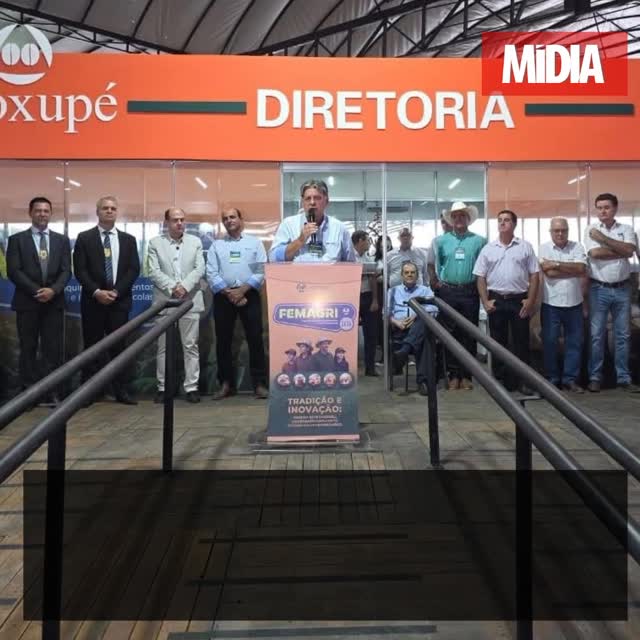 A diretoria da Cooxupé realizou, na manhã desta quarta-feira, 18 de março, a abertura oficial da Femagri 2026, marcando o início de uma edição histórica que celebra os 25 anos de uma das mais relevantes feiras de negócios do agronegócio brasileiro. O evento, consolidado como vitrine de inovação e desenvolvimento para o setor cafeeiro, reúne produtores do Sul de Minas e da média mogiana paulista em Guaxupé (MG).
Com início às 10h, a solenidade contou com a presença da diretoria da cooperativa, autoridades e lideranças do setor, reforçando o papel estratégico da Cooxupé na condução de um modelo cooperativista sólido, eficiente e voltado ao futuro.
LEIA A REPORTAGEM COMPLETA >>> link na bio