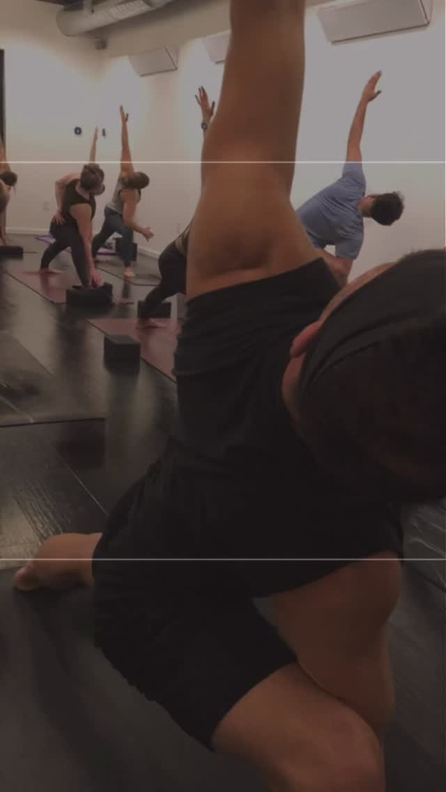 Your Spring reset is here.
A full Sunday of movement, reflection, learning, and community at RedTail.
8:00am Barre
9:00am Free Meditation
9:30am Journey into Power
11:30am Spring into Health: Ayurveda Workshop
1:00pm Free Community Class
Join us for one offering or make a day of it.
Our March into Spring Bingo Challenge continues through April 19, and we’ve already celebrated our first winner. ✨
Tap the link in bio to view Sunday’s schedule.