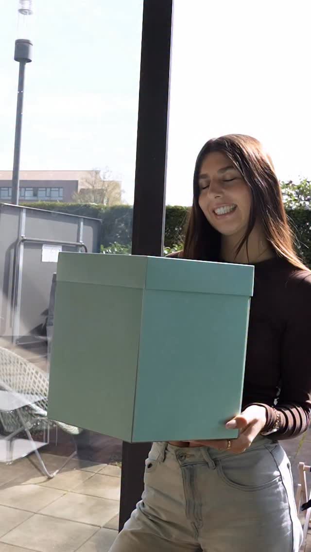 Wir bekommen viele Pakete.
Aber dieses hier ist ganz besonders 😍
DERMA X PRO by @headandshoulders_de
Produkt, Ingredients & Story on point. 👌🏻
Genau die Art von Cases, die wir lieben.
#markenkinder #HeadAndShoulders #DermaXPro #influencermarketing #agentur