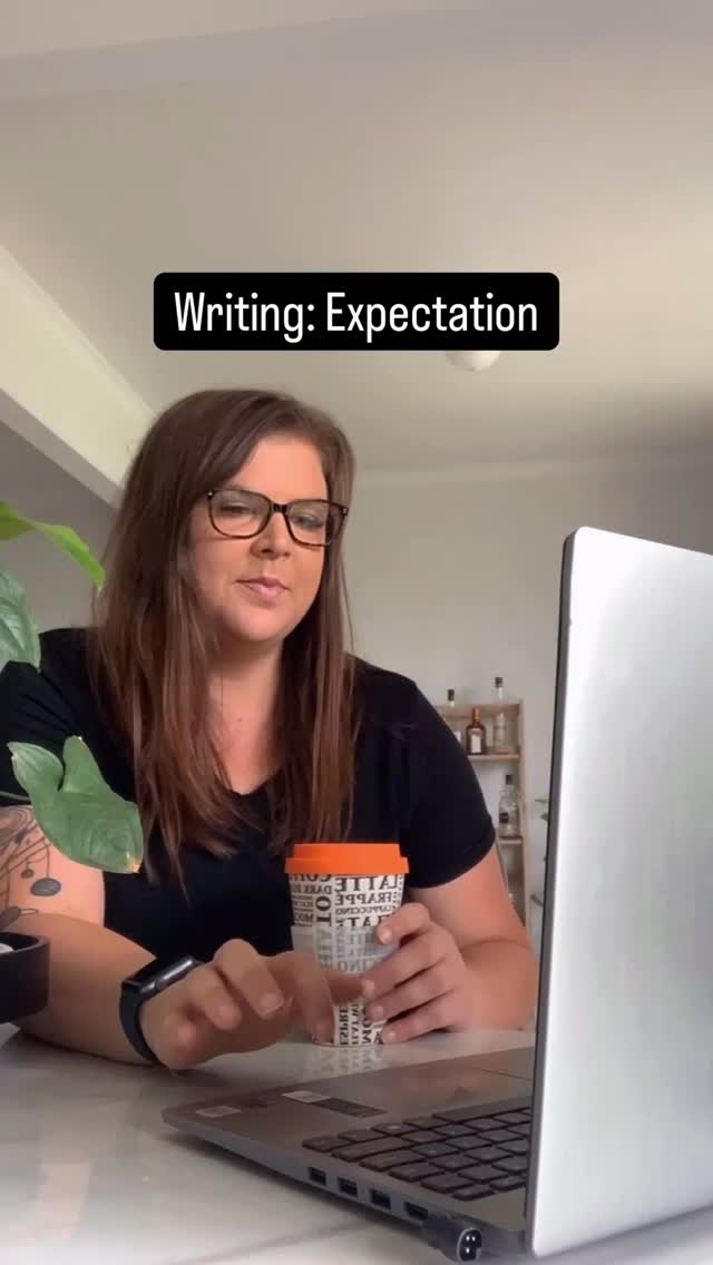 Back here to personally attack people in the same feels as me 😂👀
Anyone else? 🙋🏼♀️🙋🏽♂️