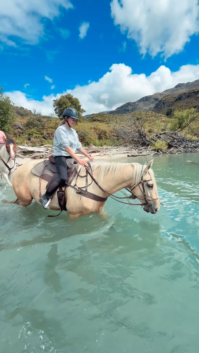 Usually my reels contain these little short clips but I have so many longer clips like this that are just too good not to post.
This ride was with the interns, and we just couldn’t stop laughing, one of the best memories of the summer. I rode Big Boy, he is always a trusty steed for the new horses.
What was your favourite summer memory?
.
.
.
.
.
#horselove #horsegirls #equestrianlife #horsetourism #cowgirls