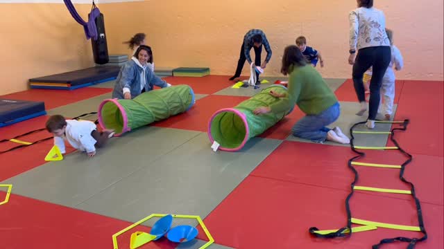 Cours d’éveil judo dès 3 ans tout les mercredi matin de 9h20-10h00 au Dojo Orxois 🤩
Que du bonheur 🥹 les petits se sont régalés !
Merci aux parents pour leur confiance 🙏
👉 Tu peux venir essayer librement ou inscrire votre enfant, comme vous le souhaitez 👍
👉 Les cours d’essai continuent jusqu’au 20 juin 🥋
(2 cours d’essai seulement)
⚠️ Places limitées pour l’année prochaine, pensez à réserver 🤙✨
On vous attend avec le sourire 😄
#JudoKids
#EveilJudo
#JudoEnfant
#CoursEnfant
#dojosaintmartinois