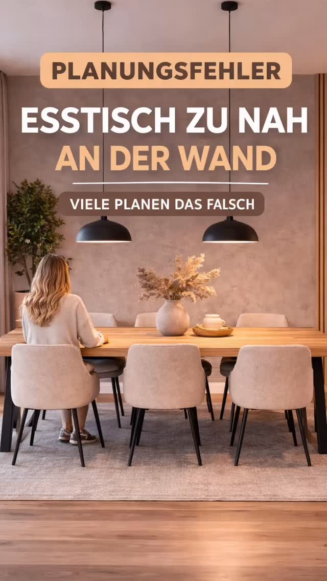 Viele planen den Essbereich im Grundriss – aber vergessen den Platz zum Sitzen.
Wenn der Esstisch zu nah an der Wand steht, lassen sich die Stühle kaum zurückziehen und der Essbereich wirkt schnell beengt.
📐 Ein häufiger Planungsfehler:
Zu wenig Abstand zwischen Tisch und Wand.
Schon kleine Details wie diese entscheiden später darüber, ob ein Raum wirklich funktioniert.
Deshalb prüfe ich Grundrisse auf:
• Möbelabstände
• Laufwege
• Raumwirkung
• typische Planungsfehler
Damit dein Zuhause später nicht nur schön aussieht, sondern auch wirklich gut funktioniert.
📩 Schreib mir „Grundriss“ per DM, wenn ich deinen Grundriss prüfen soll.
⸻
#hausbau
#grundrissplanung
#neubau
#hausplanung
#interiordesign