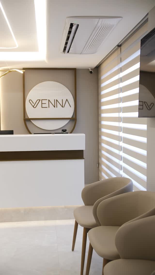 VENNA
A medicina vascular em Fortaleza vai viver um novo momento.
Na Avenida Dom Luís, inauguraremos a Venna, uma clínica pensada nos mínimos detalhes para unir tecnologia, precisão e cuidado.
▪️ 5 consultórios equipados com ultrassom com Doppler, permitindo avaliação completa no momento da consulta
▪️ 2 salas de fleboestética com tecnologias avançadas para o tratamento das varizes
▪️ Centro cirúrgico próprio, com tecnologia de ponta
▪️ Endolaser para o tratamento minimamente invasivo da veia safena e veias varicosas
Tudo em um só lugar.
Tudo no tempo certo da sua saúde.
Em breve.
📍 Harmony • Avenida Dom Luís
.
.
.
.
.
.
#Venna #medicinavascular #angiologia #cirurgiavascular #varizes endolaser doppler ultrassomdoppler fleboestetica medicinamoderna saudevascular fortaleza avenidadomluis
