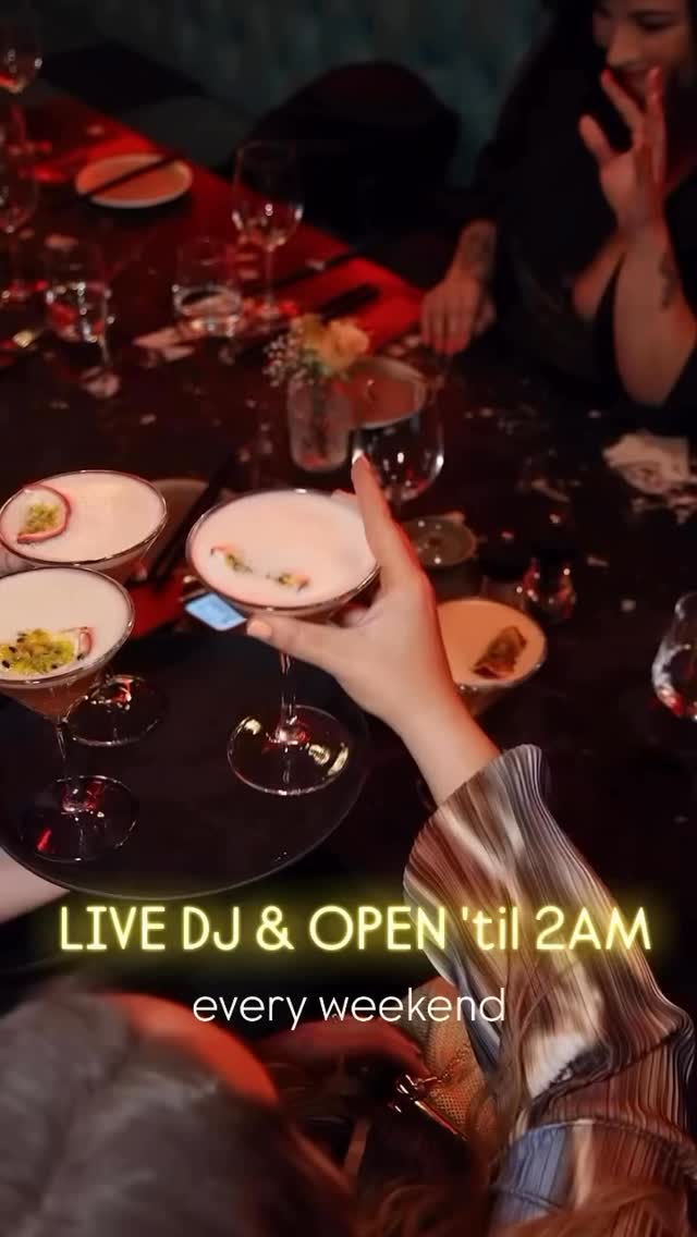 We're open until 2AM every weekend! 🎶
Join us for drinks, delicious food, and non-stop dancing with our live DJ spinning the best tunes all night long. 🍹🕺💃
🔗zebranobrentwood.com/reservations
#WeekendVibes #ZebranoBrentwood