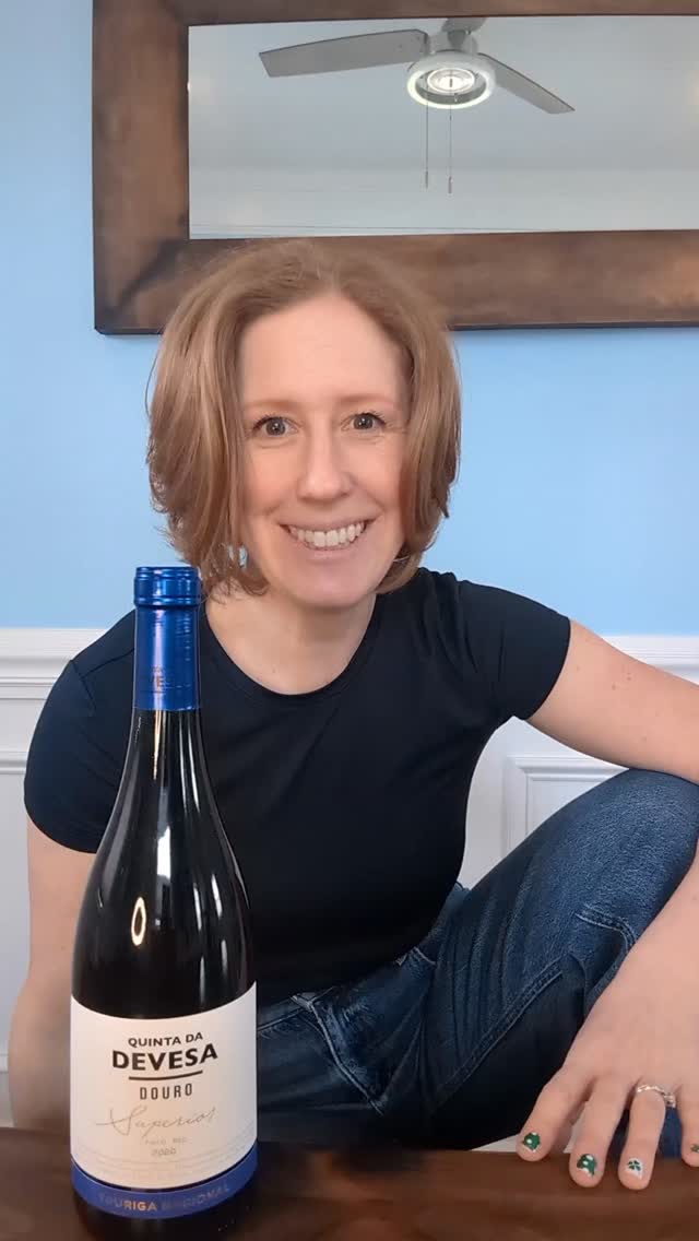 Are you a womxn in the DMV wine industry? Follow @womenofwinedc to apply for our scholarship program, our mentorship program and to join our VV community.
We look forward to seeing you at our next event!