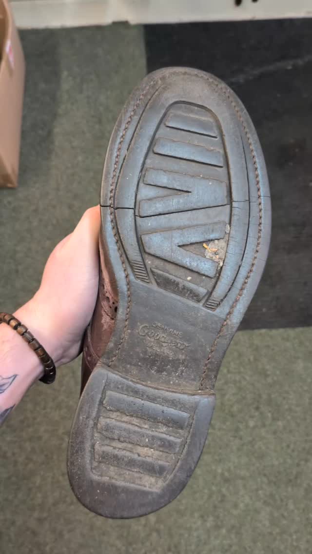 A pair of Goodyear welted Loake boots getting a commando conversion and a renovation
#loake1880 #dainite #commandosole #cobbler #goodyearwelted