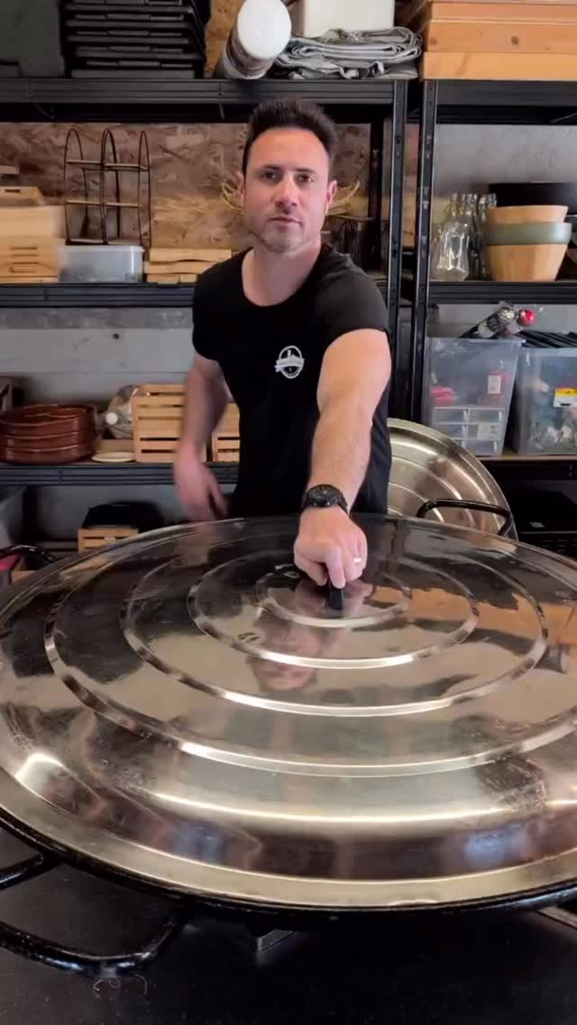 💥 Notre paella mixte n10 en livraison à l’IUT de Montpellier ce midi !
#traiteur #spanishfood #paella #montpellier #montpellierfood