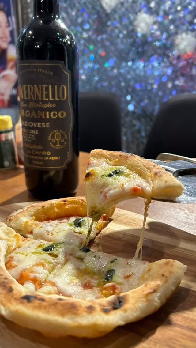 CAFE&BAR Third Place
千葉県習志野市大久保1丁目25-14関ビル1階
047-773-3799
マルゲリータとワインでいかがですか🍕😋
お待ちしてます♪
#京成大久保
#飲みたい気分
#カフェばる
#マルゲリータ
#赤ワイン