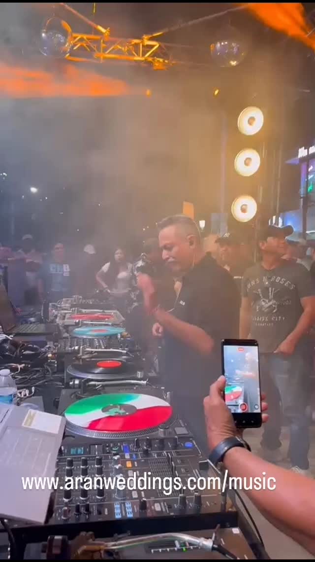 www.aranweddings.com
#puertovallarta #rivieranayarit #weddingdj #beachwedding #MusicLovers