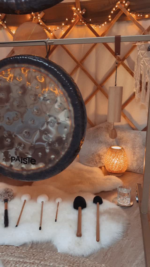 A gorgeous mother and daughter booking tonight can’t wait ✨✨✨ #totnes #soundhealing #energy