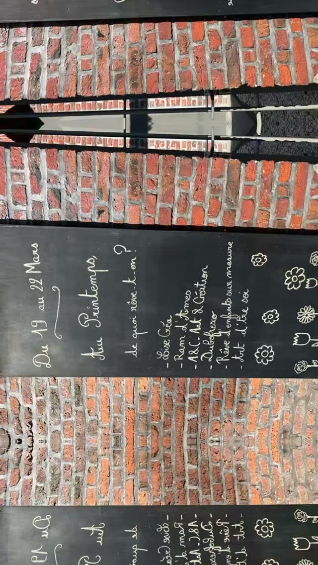 📍 Saint-Amand-les-Eaux
✨ On est à Wacq Artribu tout le week-end !
🍪 Cookies & pâtisseries maison
🎨 Plein d’art exposé
💛 Une ambiance créative et gourmande
👉 Viens faire un tour et te régaler !
#saintamandleseaux #artribu #marchéartisanal #patisseriemaison #cookieslover gourmandise faitmaison artetcreation sortieweekend