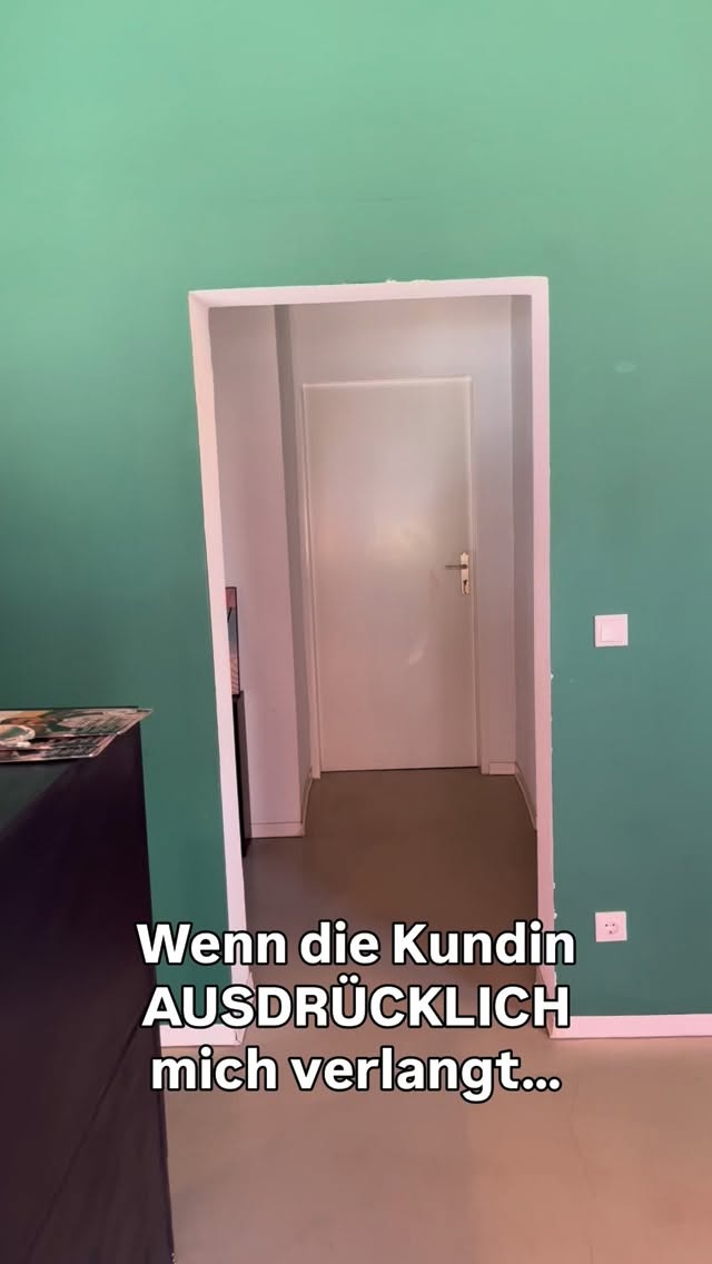 Main Character Energy. 💖
Wenn ausdrücklich nach dir gefragt wird, fühlt sich’s einfach nach Star-Moment an.
Pure Beyoncé-Vibes. 💃
Schon mal so einen Moment gehabt? Schreib’s in die Kommentare. 🫶
#comedy #fun #funny #reelsviral #pov