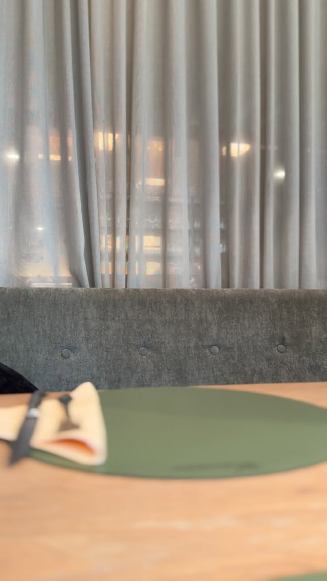 Wir haben vielleicht nicht die Lösung für all deine Probleme, aber fantastisches Essen, das glücklich macht. ♥️