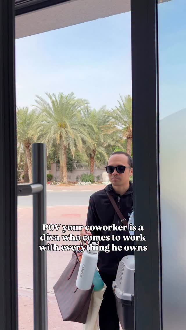 Tag the first person you thought of 🤭😅
@mikesvetdxb
#vetlife #officelife #colleague #coworker #workfun