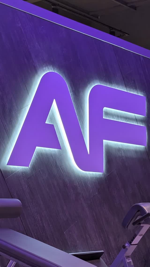 🚨 IT'S READY. 🚨
The squat racks are assembled. ✅
The platforms are laid. ✅
The new functional training space — including the boxing bag — is UP. ✅
No more waiting. Browns Plains just got a serious upgrade and it's time to put it to WORK. 💪🔥
Come in and see it for yourself. We'll see you on the floor. 👊
#AnytimeFitness #BrownsPlains #NewEquipment #SquatRack #FunctionalTraining BoxingBag GymUpgrade LoganFitness TheDisciplineFitnessCoach