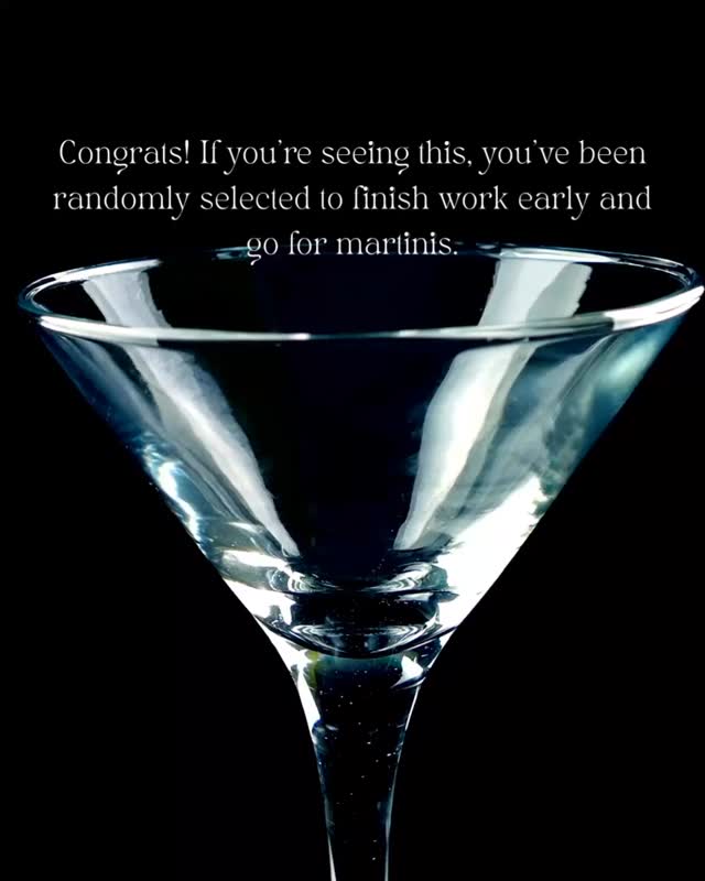 Hurry in, it’s ’Tini Tuesday 🍸 #potomacmd #cabinjohnvillage #visitmaryland #marylandfoodie #potomac