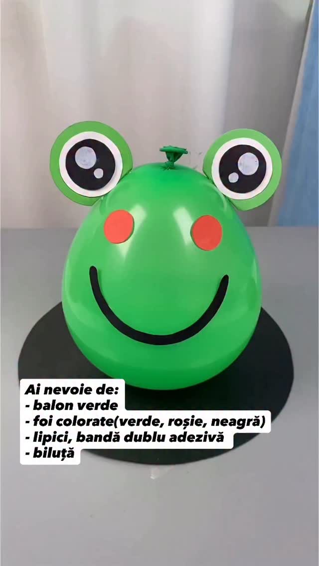 🐸 O activitate simplă, dar tare simpatică pentru cei mici!
Ai nevoie doar de un balon și câteva foi colorate și… gata, apare o broscuță veselă care sigur îi va face să zâmbească 😊
#gradinitaonline #activitaticopii #activitatipentrucopii #kidsactivities #activitiesforkids