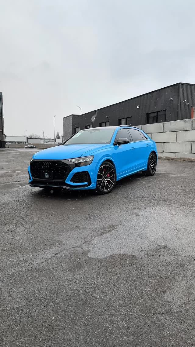 Audi RSQ8
Black was safe. We don’t do safe.
Blackout deleted — replaced with a full gloss blue finish.
Now it commands attention. Sharper. More ruthless.
Think your build can handle this level?
DM US.
@autoco.ca | @xpozecanada
📸 @awc_clips | @le_txmmy
#audirsq8 #wraplife #colorchange #glossblue #carculture