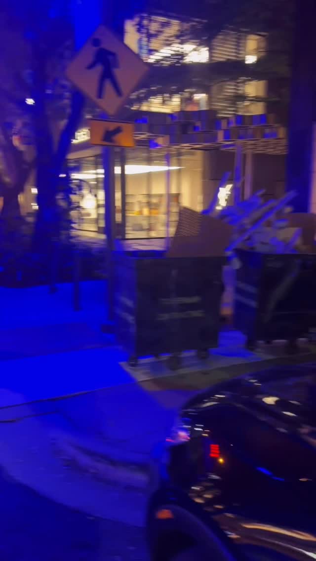 This project is being executed in high end environments like the Miami Design District, including retail spaces such as Jacquemus. Our team operates under strict city regulations, meeting the highest standards of safety, cleanliness, and professional execution.
#CommercialConstruction #HighEndProjects #ConcreteServices #ConstructionExcellence #JobSiteSafety