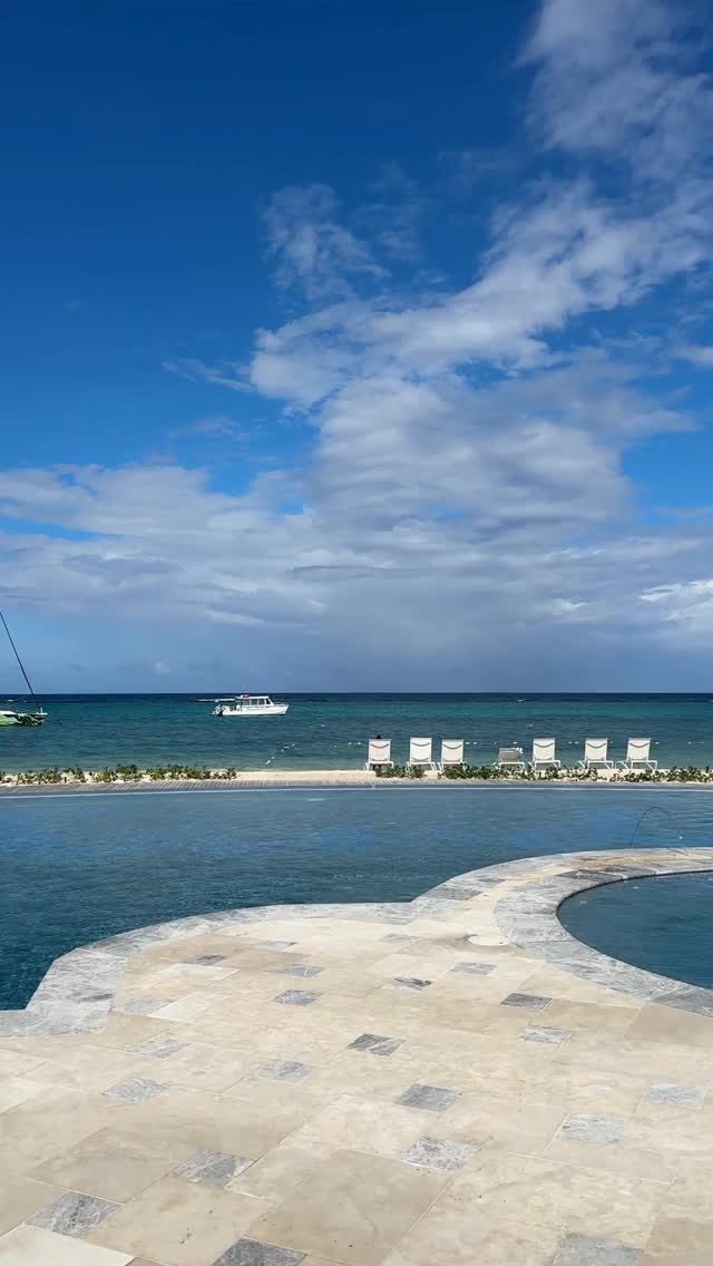 Enjoy the beauty, dining, and amenities that Sandals Resorts has to offer this year by planning a trip with . 🌺 🩴 #TravelBetter #Sandals #TravelAdvisor