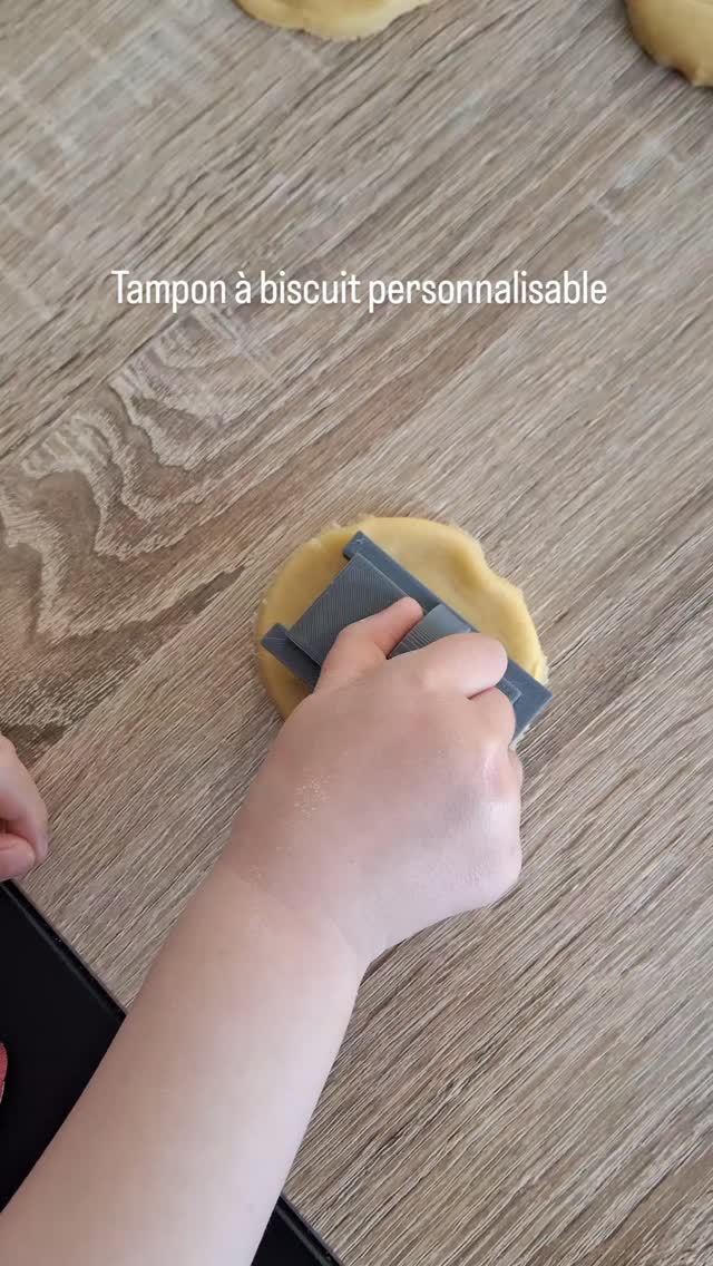 Tampon à biscuit personnalisable : prénom, logo, message...
Pour une fête, un anniversaire, dire merci, dire je t'aime ... pour son entreprise !
✉️ contactez moi pour plus d'informations
#tamponpersonnalisé #tamponbiscuit #cmjcrea #impression3d