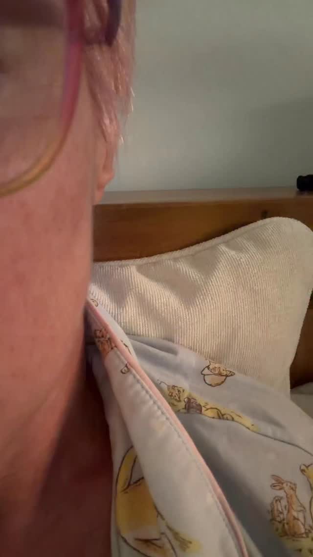 They say a change is as good as a holiday. Which explains why I’m feeling emotionally abroad right now. Hairdressers really just out here improving global happiness levels. And if you don’t like it… don’t stress. I didn’t do it for you.