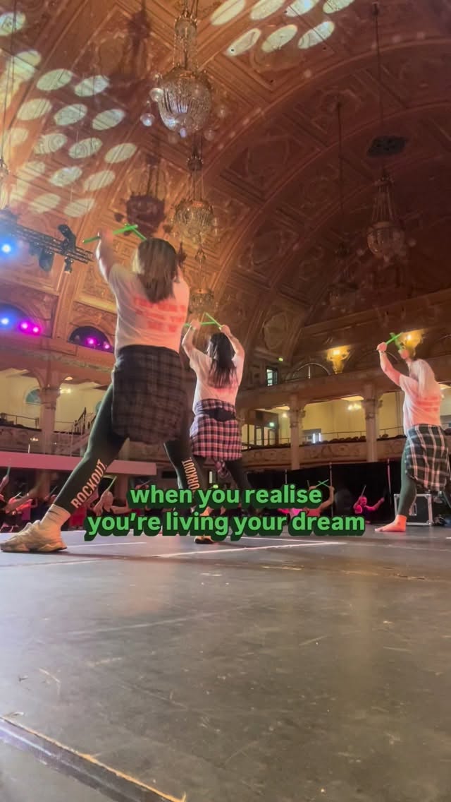 Honestly…what a dream to have been asked to present for @poundfit this weekend at IFS 💚🫶✨
And if you were there, the cat’s out of the bag now 😉 so I might as well mention it here… I’m in training to become a Pound Icon / Master Trainer 🙌
Tbh it was a calling since I walked into my first ever Pound training back in 2018 💚
I’m almost there, I have a little more work to do before it’s official - but I’m taking a section of the next Pound Pro training on 10th May under the incredible guidance of @clarekite …are you joining us? 👀
Thank you so much to the amazing team at Pound HQ who have supported, trained, taught me and got me so far through this process (which started in August last year…I know, I’m good at keeping secrets! 😉) eternally grateful for everything 🙌 so watch this space!
#ifs #ifs2026 #poundfitness #poundrockoutworkout #mastertrainer