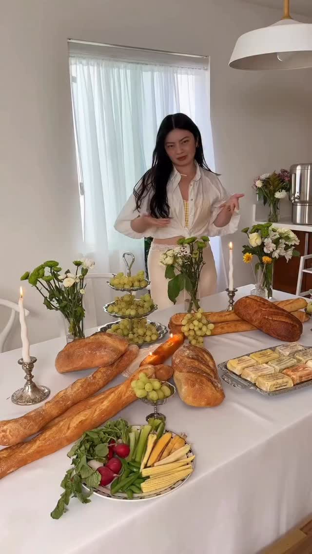 Wonderful ideas by @cristinaviseu Dinner party and hosting ideas for every month for your 2026! I’ve hosted so many different parties this year - from my favorite French butter party to themed dinner parties to paint-n-sips and apartment coffee shops. Here is a round up of my favorite to get you inspired to host more in the New Year! 💕
Monthly Dinner Party / Hosting Checklist 🎀
January — Vision Board Day
Manifesting the year ahead with scissors, glue, candles, and big dreams.
February — Galentine’s Day or Lunar New Year
My favorite month: love, friendship, and a lot of pink!
March — Paint n Sip
Paint, pour, and letting yourself be a bit creative in the spring.
April — Spring Picnic
Blankets, fresh air, and the soft return of color.
May — Farmer’s Market Dinner Party
What’s in season decides the menu.
June — French Butter Party
Good bread, better butter, no notes.
July — Matcha Apartment Café
Turning my kitchen into a tiny green tea refuge.
August — Lemon Dinner Party
Bright, sunny, and unapologetically zesty.
September — Peach Café
Peak peach season, served slow and sweet.
October — Coven Dinner Party
Moody candles, dark flavors, and a little ritual energy.
November — Friendsgiving / Fall Apartment Coffeeshop
Warm plates, shared gratitude, and endless refills.
December — Friendsmas / Cookie Swap
Sugar, nostalgia, and sending everyone home with treats.
#hosting #dinnerparty #homecafe #baking