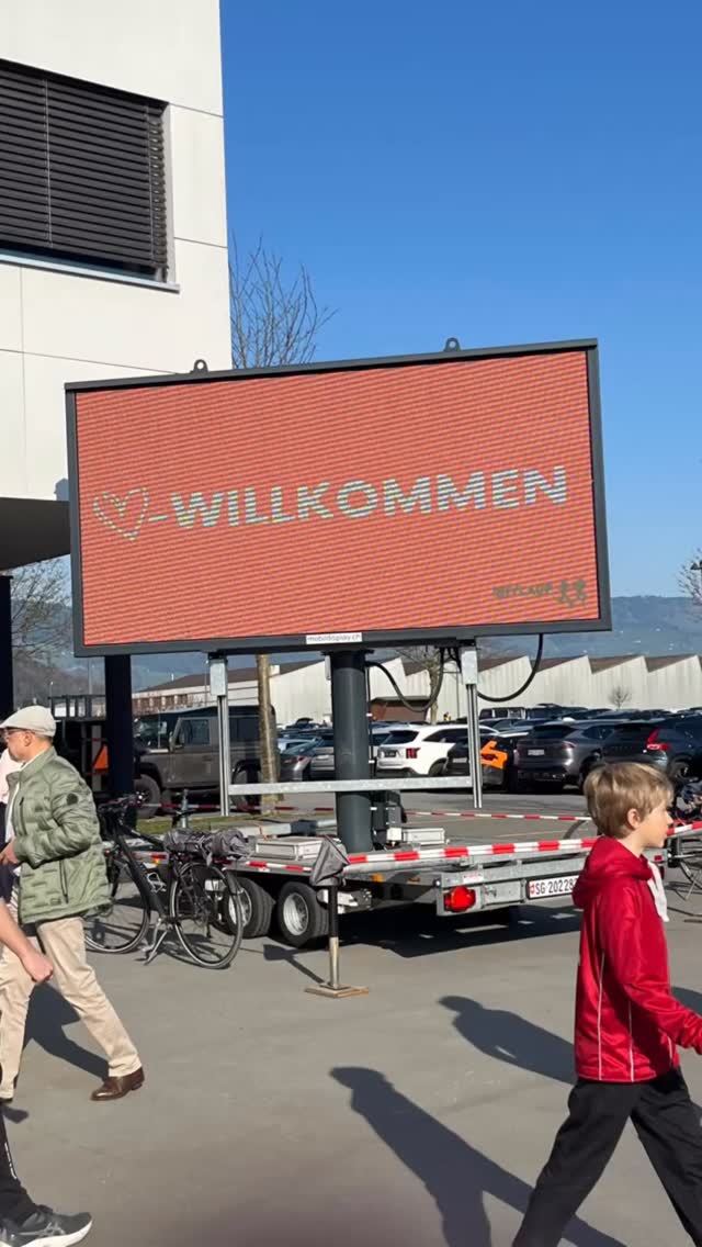 10KM Schweizermeisterschaften beim @rhylauf 🙌🏻✨😍
Tolle Stimmung an der Strecke, top Laufbedingungen& ultra spannende Medaillenentscheidungen! 🥇🥈🥉
Was will man mehr?🫣 Natürlich auch noch einen Teilnehmerrekord oben drauf!
Herzlichen Dank an unsere Sponsoren @focuswater @magnesiumbiomed_unodirectactiv @swica_gesundheitsorganisation für die Unterstützung vom so super organisierten Rhylauf! 🙌🏻
#sponsoring #running #switzerland