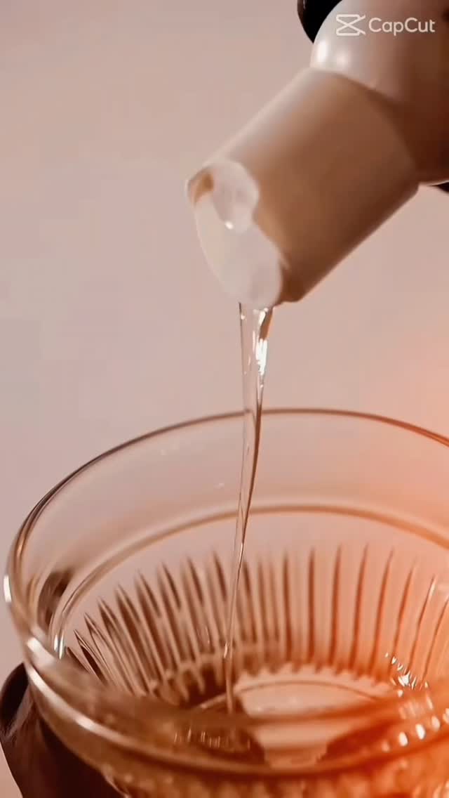 Soft brushes, gentle touch…
a cleansing ritual where skin is renewed,
and my favorite cleanser to use is Circadia’s Lipid Replacing Cleanser.
#CircadiaSkincare #CharlotteSkincare #FacialGlow #charlottenc #SkinCareGoals