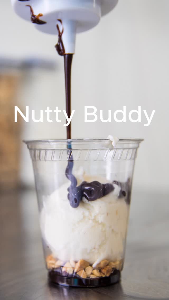 Late-night cravings? We’ve got you covered! 🍨✨ Stock your freezer with our pre-made Fundaes for the ultimate at-home sundae—no prep, just pure deliciousness! 😋 Because a sweet treat is always a good idea. 😉
#FundaeFun #SweetToothSatisfaction #ILoveTastyToucan #KentIslandEats #MadeInMD #IceCreamHappiness #ilovetastytoucan #icecream #milkshake #kentisland #madeinmd