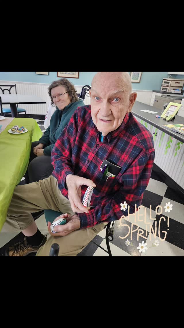 Week 2 of the spring craft series, meditative rock painting! We added fun patterns and colors to our rocks, and even played with some conversation cards to get to know each other better. Happy Spring!
#nhcrafts #artofinstagram #communityfirst #cozyartist #havenwood