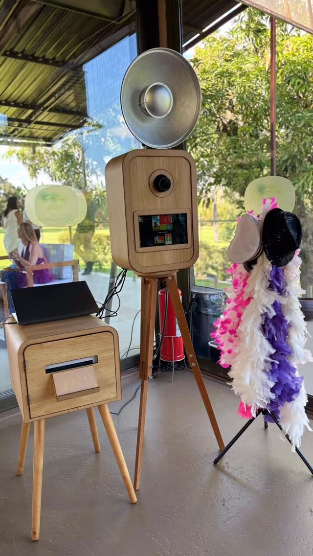 Evento incrível com totem retrô fotográfico !
Thiago & Jana ❤️
#eventos #ograndedia #cerimonial #photos_solaz