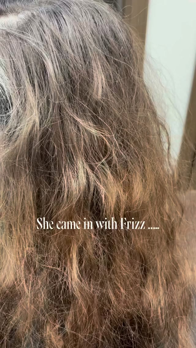 Busy women don’t have time for bad hair days.
Frizz? Gone.
The Brizilian Blowout Express is a vegan in salon treatment that will seal those frizzy ends for this flawless hair. This treatment is for those who are looking for less frizz and smooth and healthy looking hair.
#BrizilianBlowout