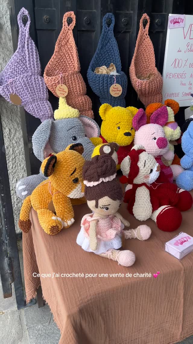 Ce que j’ai crocheté pour une vente de charité 💕 #crochet #pov #artisanat #charité #crochetaddict
