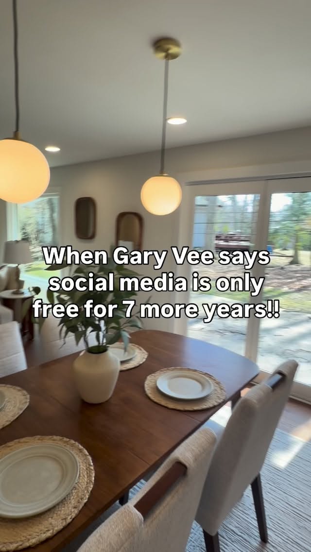 March Content Day produced over 40 videos for our agents to use, AND, they are just getting started!
We’re KW Living and we help entrepreneurs build 💪🏽
Message us to join April’s content day!