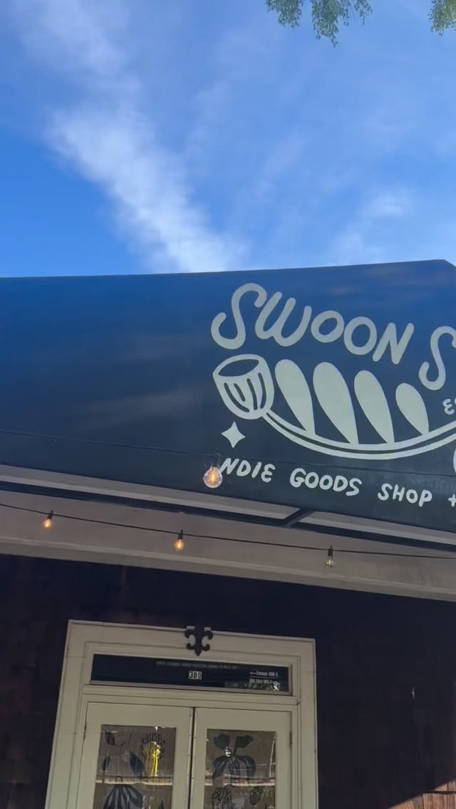 Today @swoonstudioco was lovely! The weather was perfect, the energy was high, and getting to spend the day with friends made it all even better.
Thank you to everyone who came out and made it so special. This community is everything.
Already counting down to the Swoon Market anniversary party on April 3rd. It’s going to be such a good one. Hope to see you there!